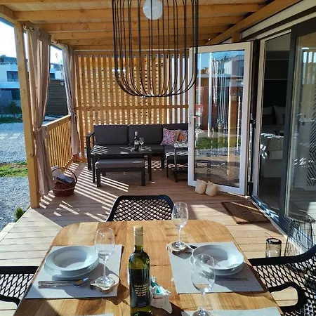 Holiday home Mobile Katja Banjole